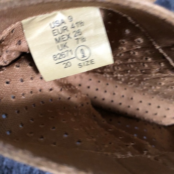 𝅺AMERICAN‎ Eagle suede ankle boots size 9 - Picture 8 of 9